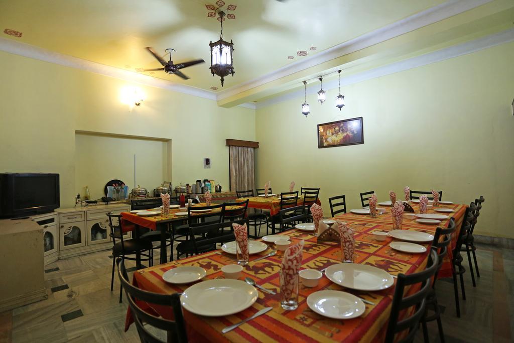 Oyo 871 Hotel Jaipur City Exterior photo